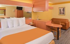 H3 Inn & Suites - Lax Airport - Los Angeles